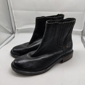 SALE - UGG Caraby Black leather boots sz 7